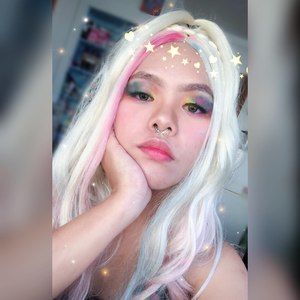 Meet your Posher, Rena